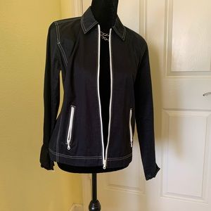 Navy jacket Wht detailing & zippers @pockets/wrist